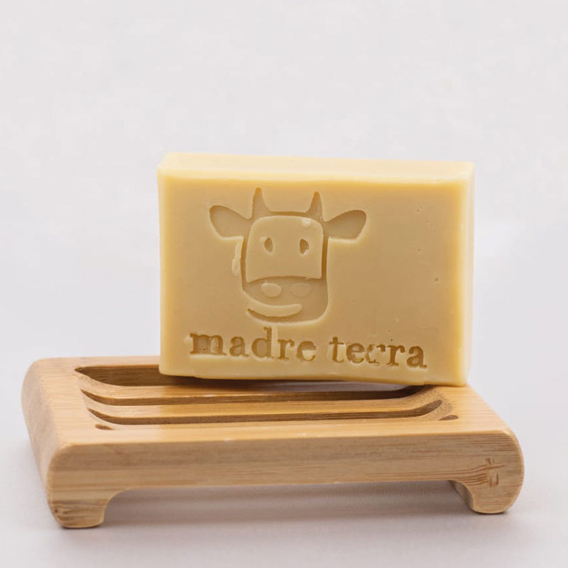 Sapone solido al latte di mucca pezzata rossa - immagine 6